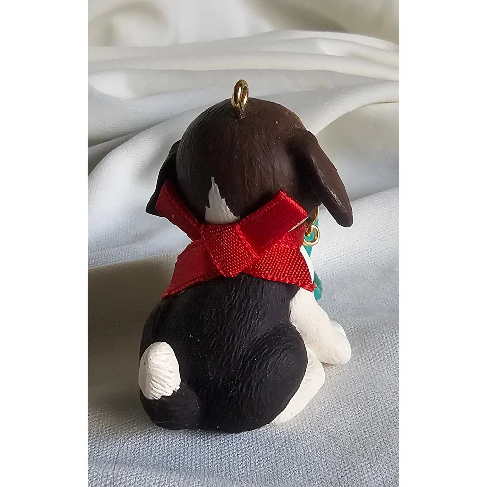 Vintage 1997 Hallmark Keepsake Puppy Love Beagle Dog Christmas Ornament Stocking